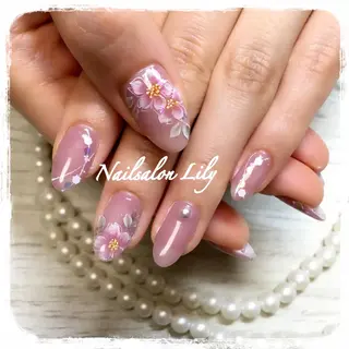 ネイル Nailsalon Lilyのネイルデザイン