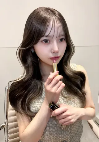 セミロング 𝑀𝐼𝐾𝑈🤍 SALOWIN銀座のヘアスタイル