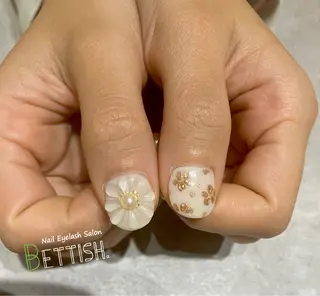 ネイル BETTISH. KUMIKO☺︎︎のネイルデザイン