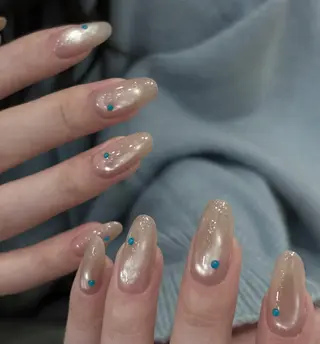 ネイル RAFFINE 月🦋🩵のネイルデザイン