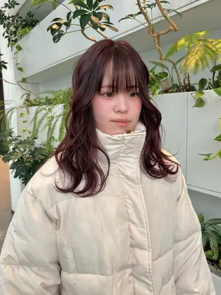 セミロング くさかみさき🌼暖色 /耳つぼ/オタク🌼のヘアスタイル