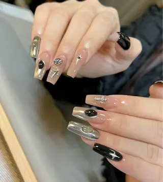 ネイル D-BEAUTY Nailsalonのネイルデザイン