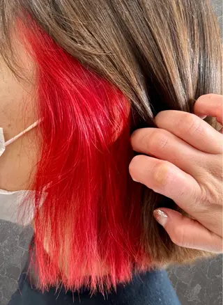 ミディアム 横田 ひかるのヘアスタイル