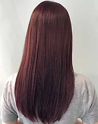 ロング MILLOR “ミラー”のヘアスタイル