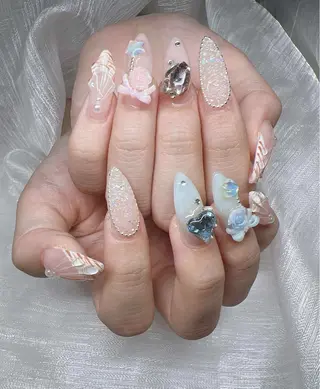 ネイル Lee Nailsのネイルデザイン