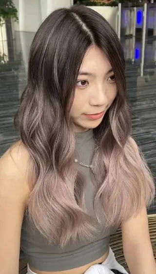 セミロング カラー パーマ ヘアアレンジ u hair所属・こばやし ももこのヘアスタイル