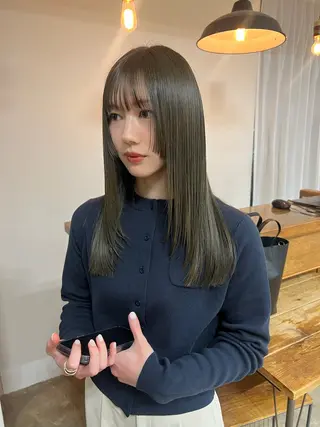 セミロング まろやか透明感カラー ♡MANAのヘアスタイル