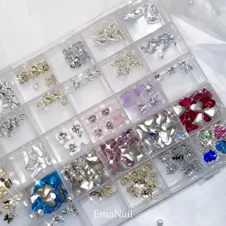 ネイル EmaNail豊中 🎀SANAのネイルデザイン