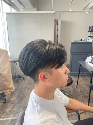 ショート メンズ 江﨑 翔のヘアスタイル