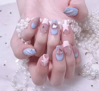 ネイル 美奈🎀 ミナ🎀のネイルデザイン