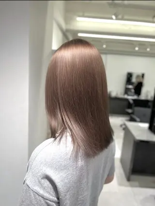 ミディアム piLLon 心斎橋のヘアスタイル