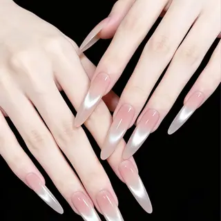 ネイル 清水 亞美のネイルデザイン