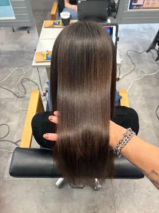 ロング king highlight&extensions梅田所属・髪質改善/似合わ せ/ダブルカラー盛田のヘアスタイル