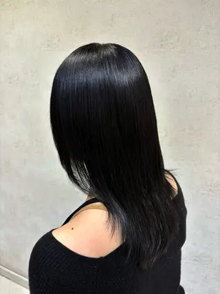 ミディアム レイヤー/ベージュ/ Yurika🐝🌹のヘアスタイル