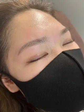 アイブロウ Wax脱毛・ ドライヘッドスパ専門の眉毛・アイブロウイメージ