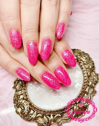 ネイル CROWN プライベートサロンのネイルデザイン