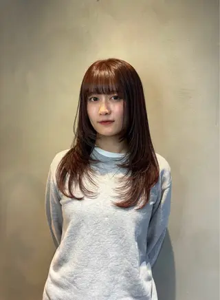 ロング 佐々木 凜のヘアスタイル
