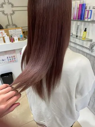 ロング 岡本 健秀のヘアスタイル