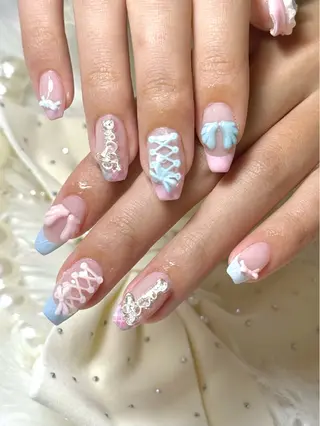 ネイル ルシイ🎀新宿長さ 出しパーツ専門店のネイルデザイン