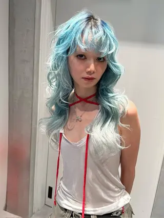 ロング vardy  Omotesando所属・表参道ハイトーン 韓国ヘア長田雄希のヘアスタイル