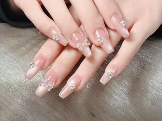 ネイル Ami 68のネイルデザイン