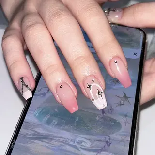 ネイル ネイルサロンheaven所属・꒰აheaven໒꒱ Cocoのネイルデザイン