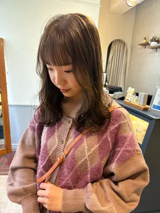ミディアム siki所属・SIKI yuuna レイヤーカット🪽のヘアスタイル