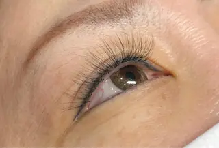 マツエク・マツパ crescent eye所属・eyelist🌷 harukaのマツエク・マツパデザイン