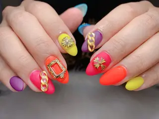 ネイル 🎀Yumi✨ ミキネイルサロン池袋のネイルデザイン