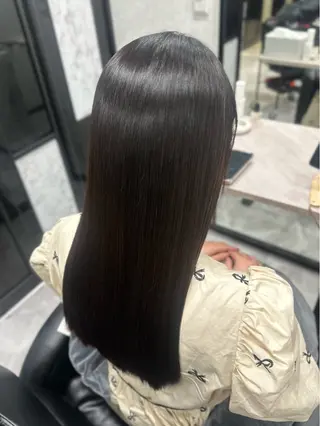 ロング 近藤千翔🩵 髪質改善Periodのエステ・リラクイメージ