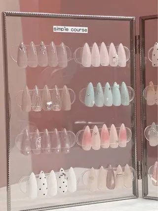 ネイル Ris🎀 ネイル/ワンホンのネイルデザイン