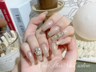 ネイル One Plus Nail Salonのネイルデザイン