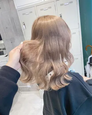 ミディアム カラー 韓国ヘア特化💍 tiam💍ブリーチのヘアスタイル