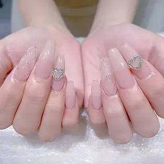 ネイル Queens 榊 まおのネイルデザイン