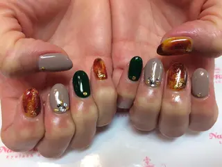 ネイル ネイルリボン 受付スタッフのネイルデザイン