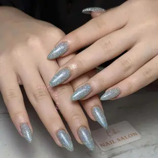 ネイル ユリ🎀長さだし/ パラジェル/持ち込みのネイルデザイン