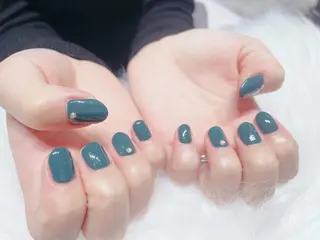 ネイル リスブラン AYUMI 🍎のネイルデザイン