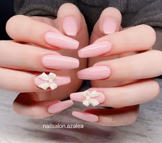 ネイル R inのネイルデザイン