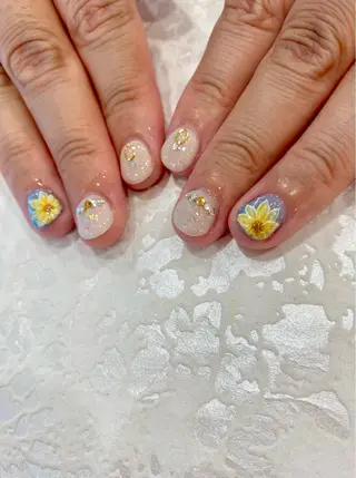 ネイル 安藤 彩乃のネイルデザイン