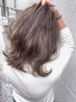 ミディアム 韓国/レイヤー 🪞SHE池袋🪞のヘアスタイル