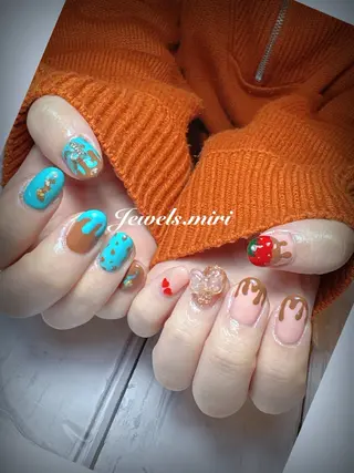 ネイル Jewels nail lily 白楽所属・ネイルサロン Jewels Mのネイルデザイン