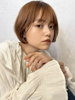 ショート 白髪ぼかしハイライト レイヤー川口　元気のヘアスタイル