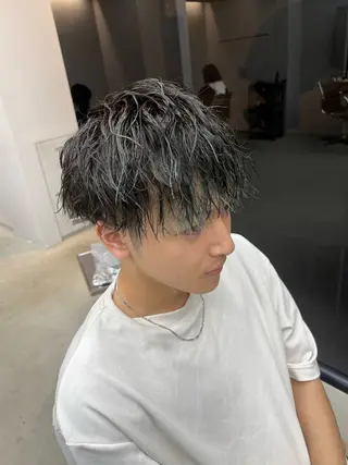 パーマ メンズ 吉沢遣人/レイヤー 艶カラー/パーマのヘアスタイル