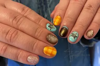 ショート Ebiny'snail所属・田村 奈々のネイルデザイン