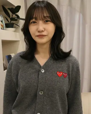 ミディアム カラー 松村 澪里のヘアスタイル