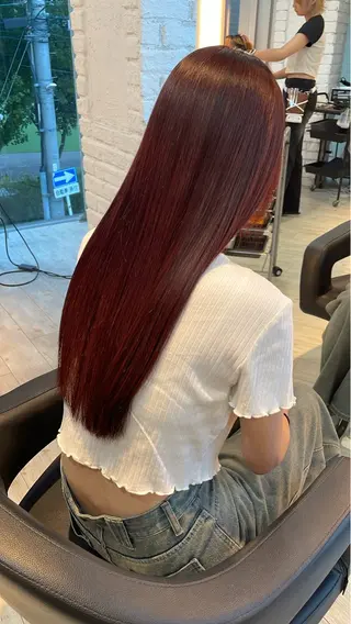 ロング カラー ブリーチ/髪質改善/ ハイトーン/暖色のヘアスタイル