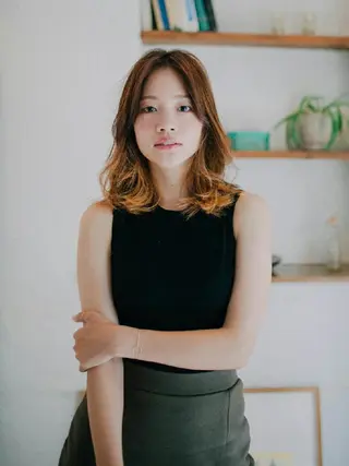 ミディアム カラー ヘアアレンジ リノヘア プラス 関内店所属・レイヤー/髪質改善 /縮毛矯正/テツのヘアスタイル