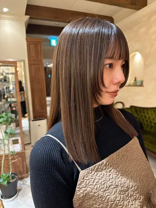 セミロング カラー 小林 瑚白のヘアスタイル