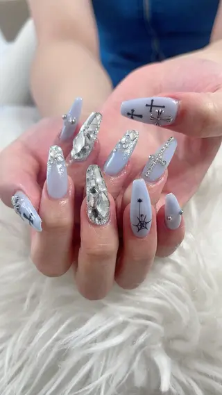 ネイル 菲菲ネイルサロン所属・FF フィフィネイルサロンのネイルデザイン