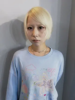 ショート FLOWERS所属・ウルフ、レイヤー 、メンズカットSHOのヘアスタイル